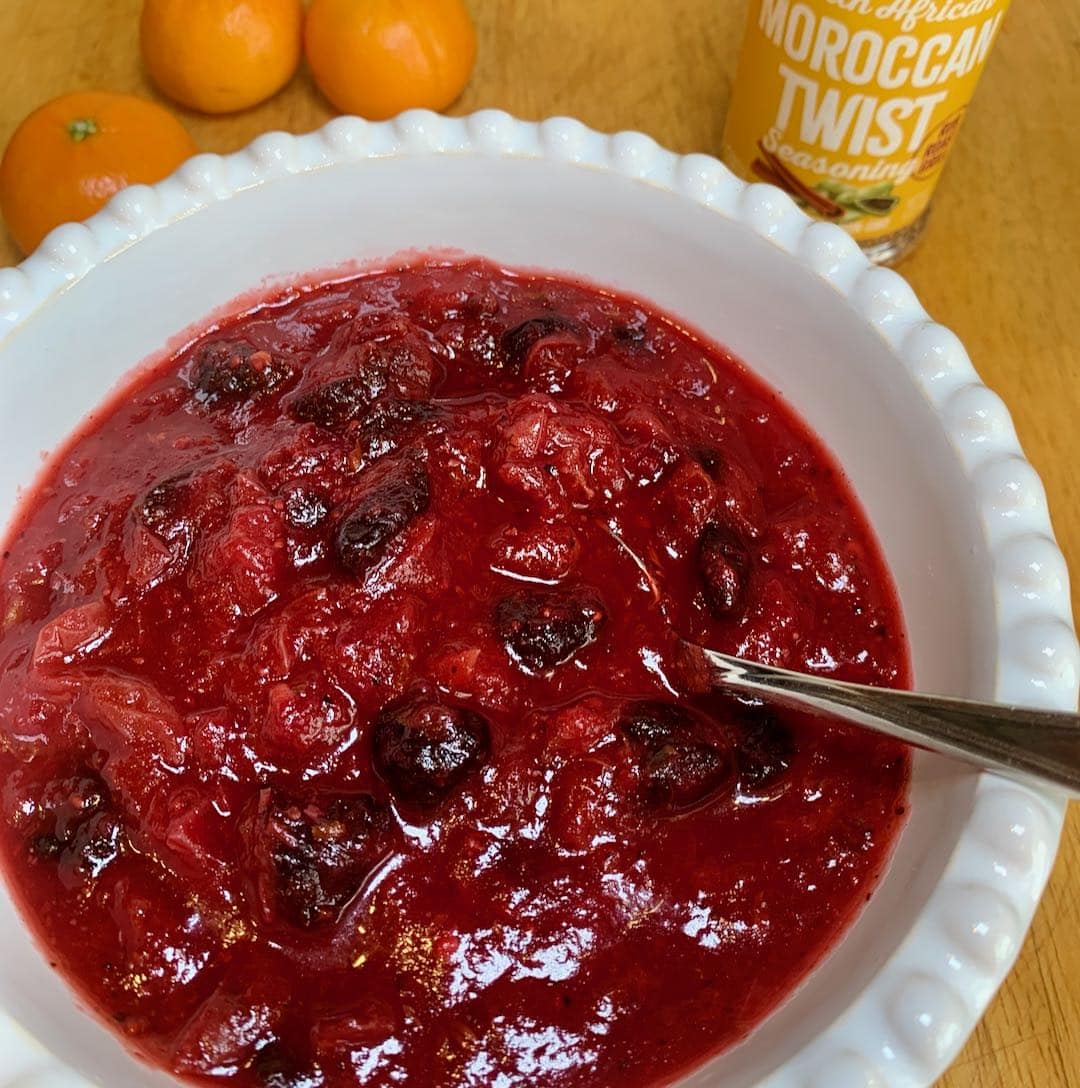 bowl of cranberry sauce