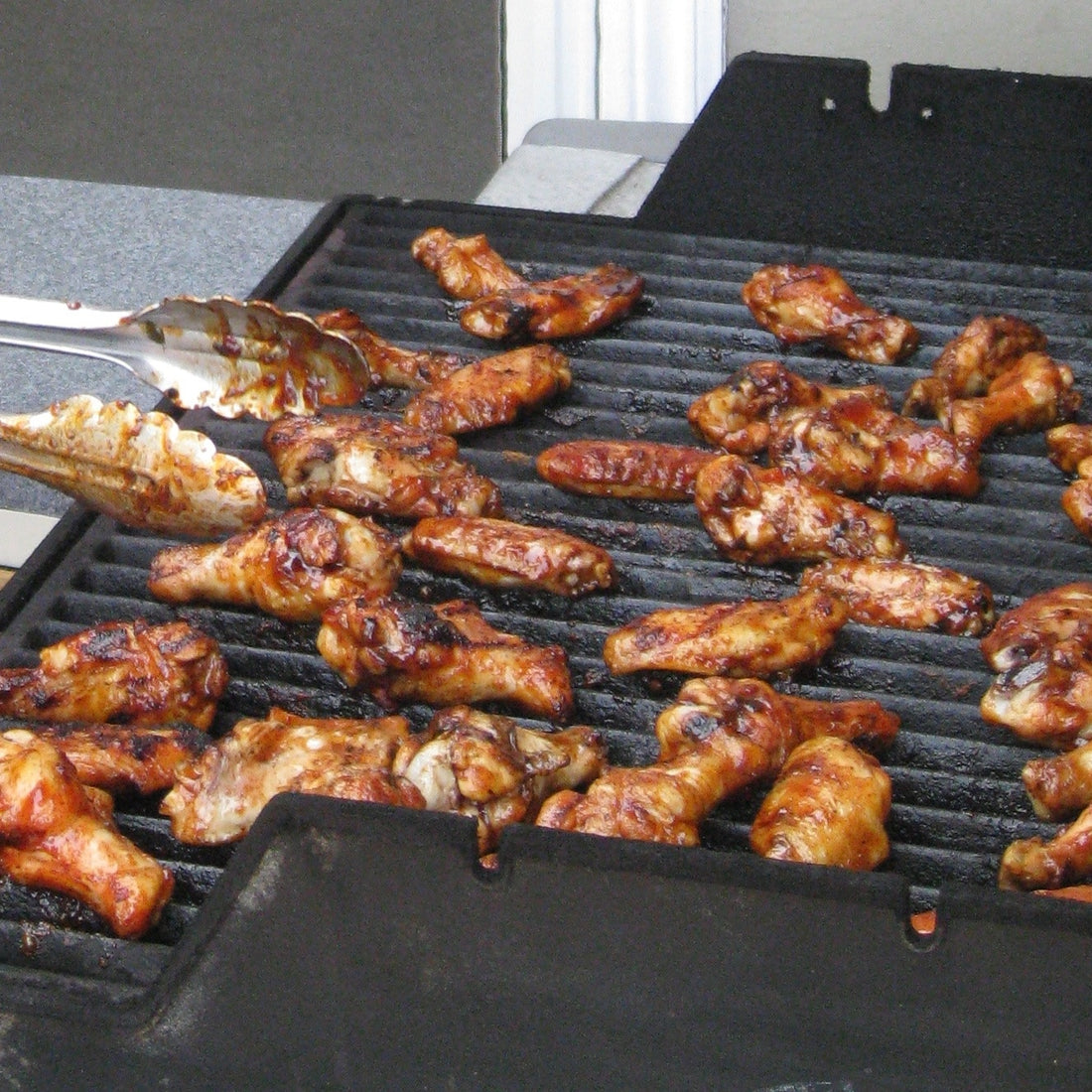 Sweet And Spicy Chicken Wings